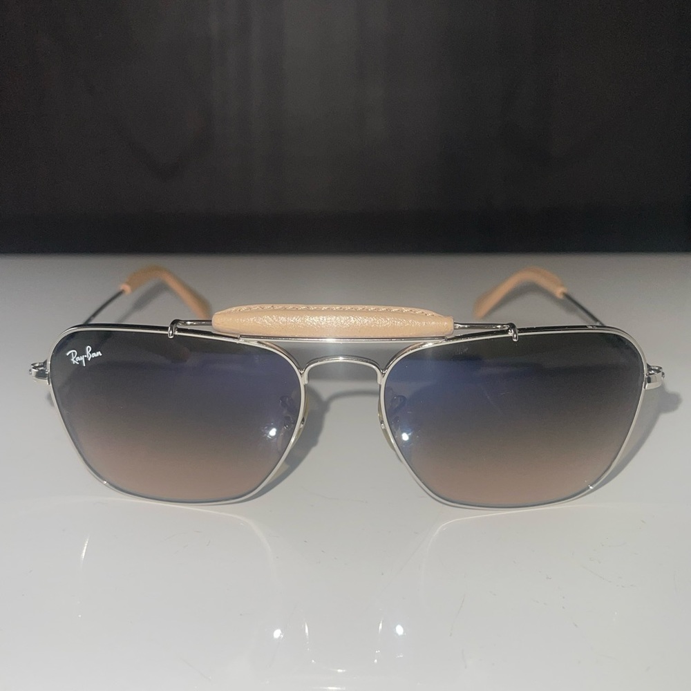 SOLD! Classic Polarized Ray Ban Aviators